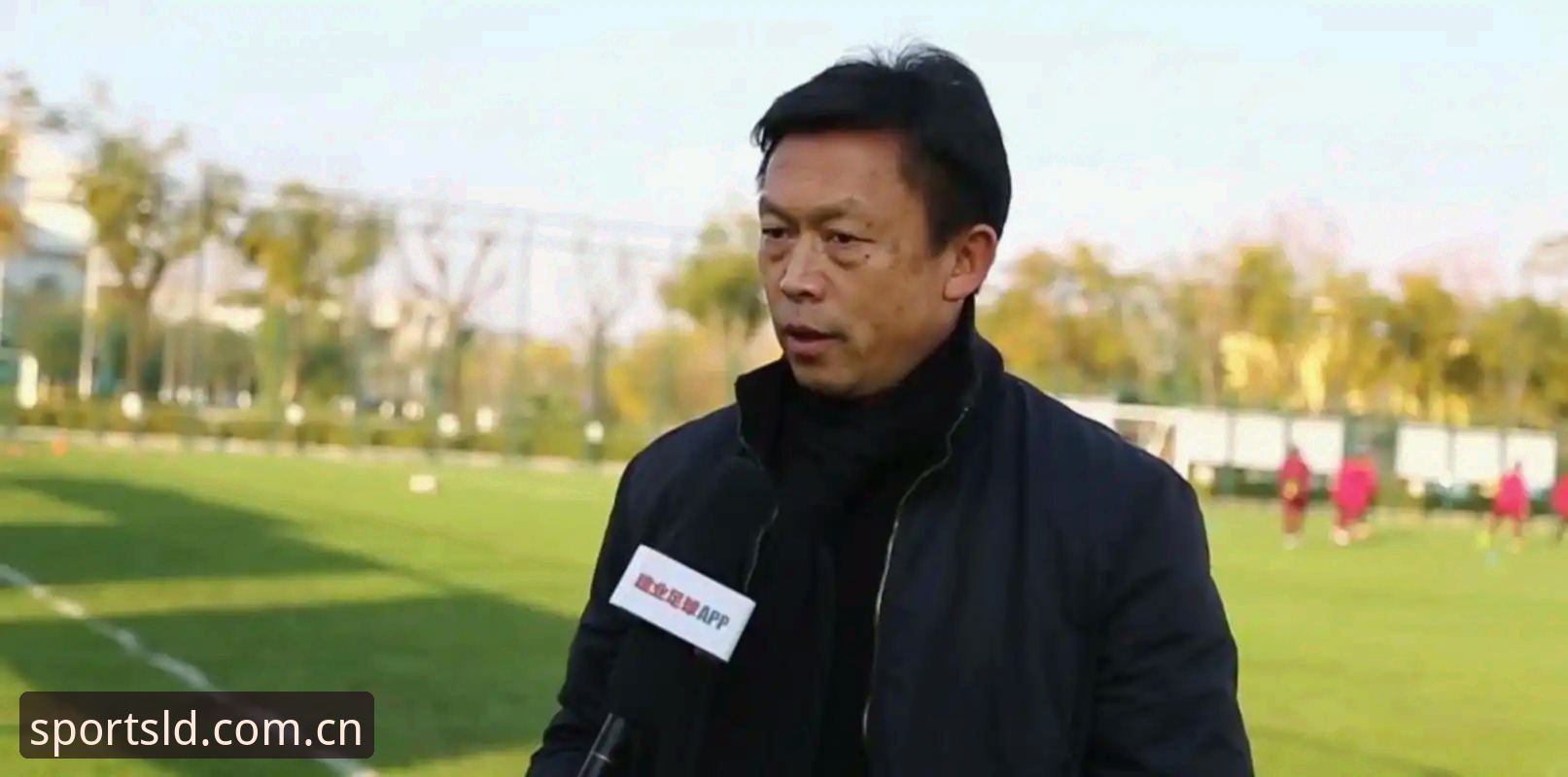 乐动体育综合平台 解读足协第三批禁足名单的关键信息与平台观赛实用指南